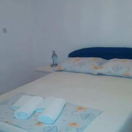 2718a Appartamento *
